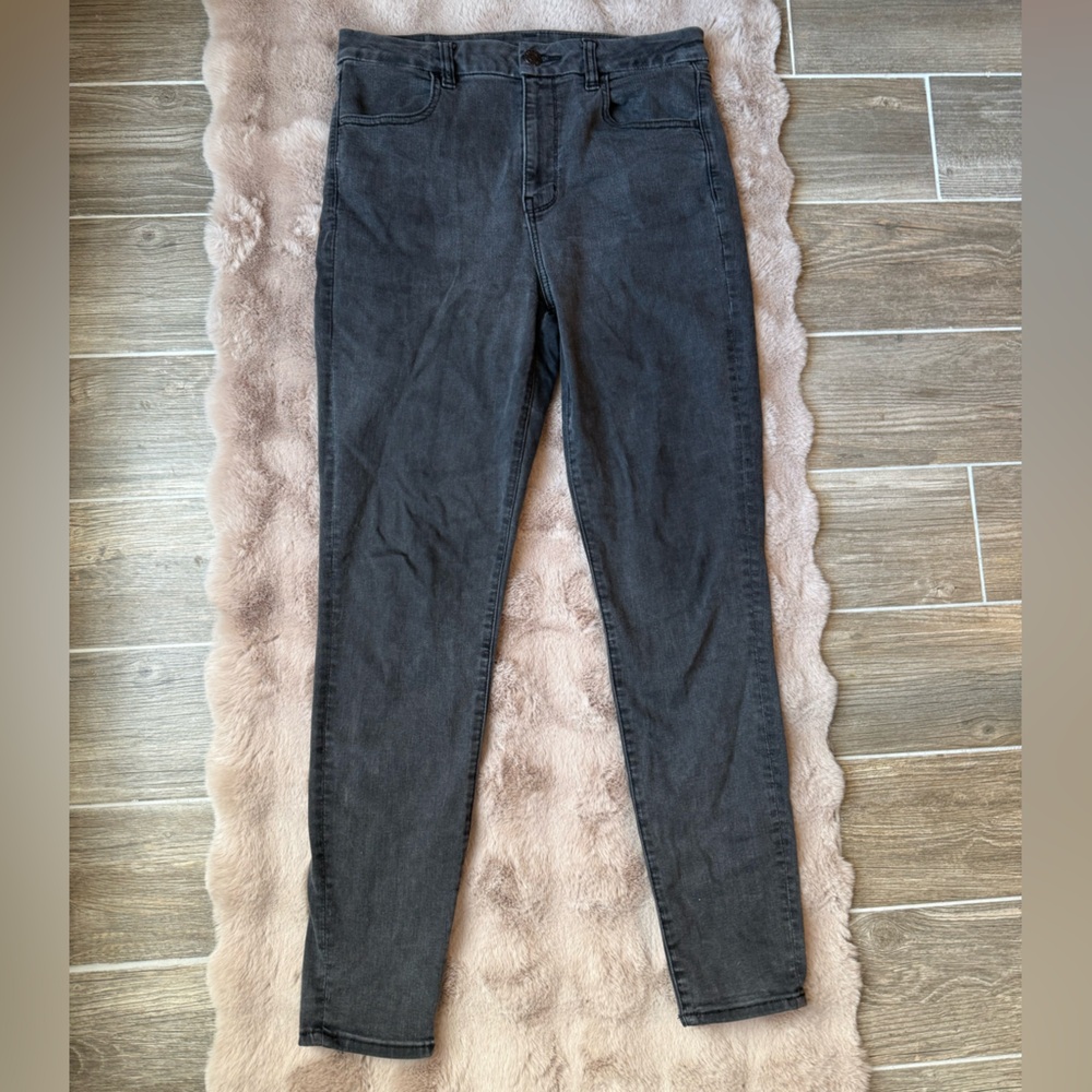 American Eagle black skinny jeans, size 12